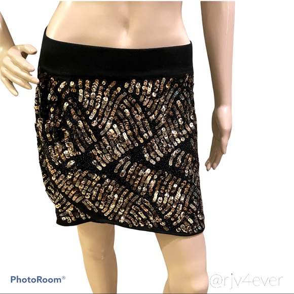 ✅ NWT ZARA MINI SKIRT - Picture 4 of 12